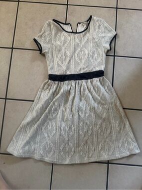 Monteau dress size medium